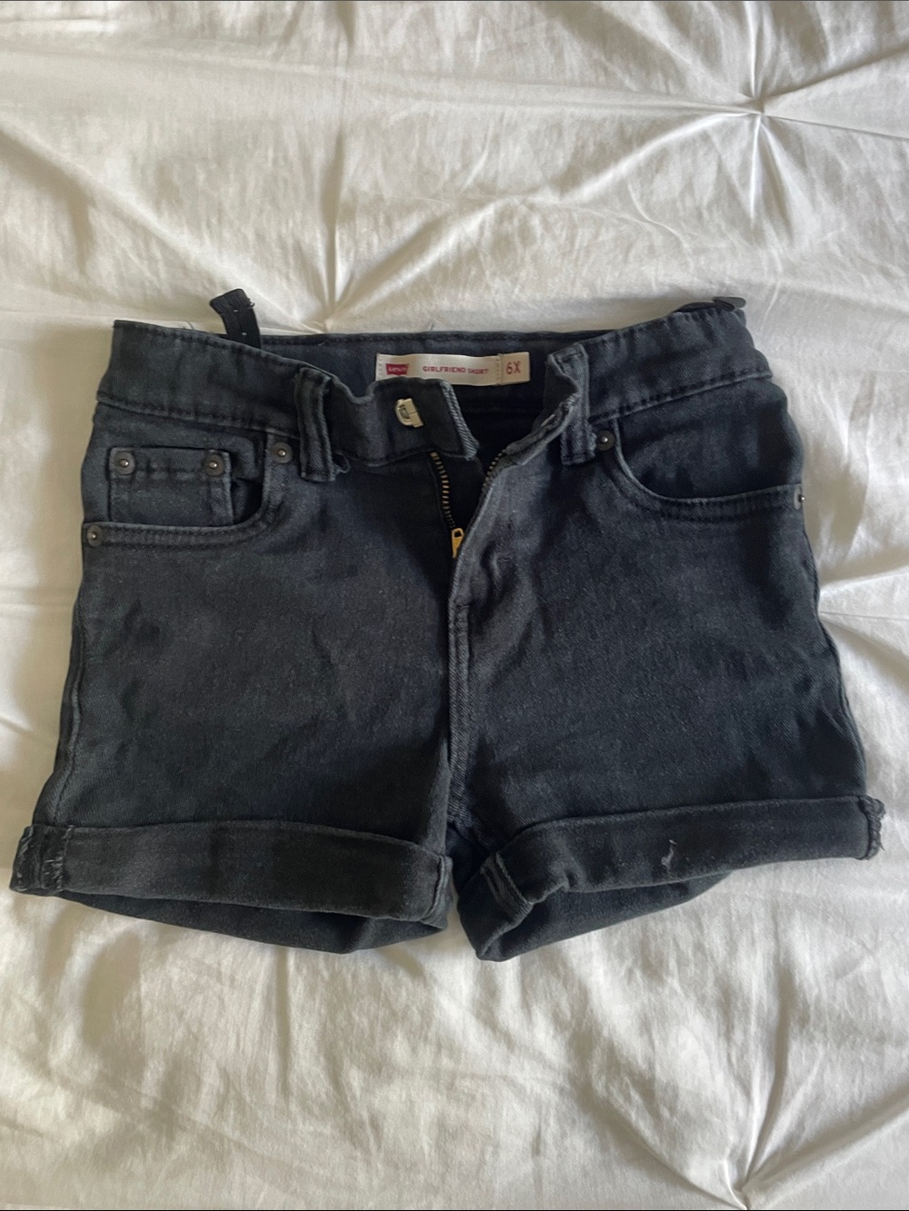 Levi's Black Kids Denim Rolled-Hem Shorts